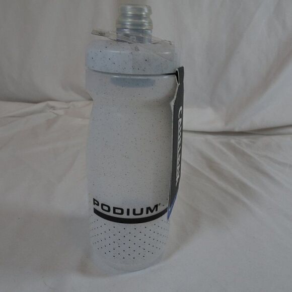 Camelbak Podium Black Speckle Water Bottle 21oz. - Picture 3 of 7